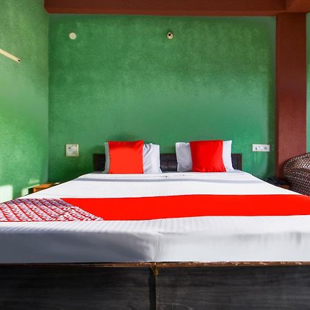 Oyo Flagship Vibes Hotel Nālāgarh Exteriör bild