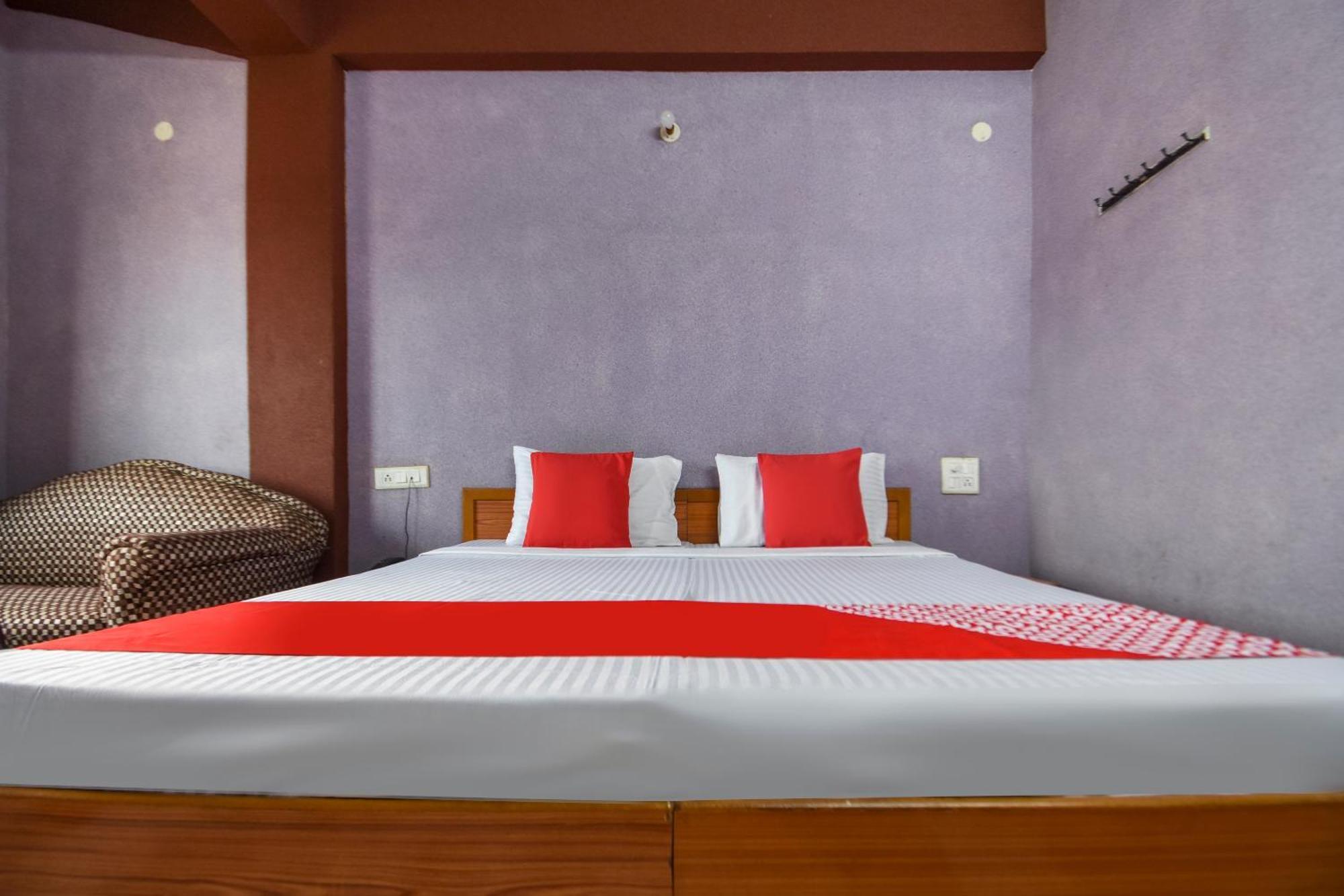 Oyo Flagship Vibes Hotel Nālāgarh Exteriör bild