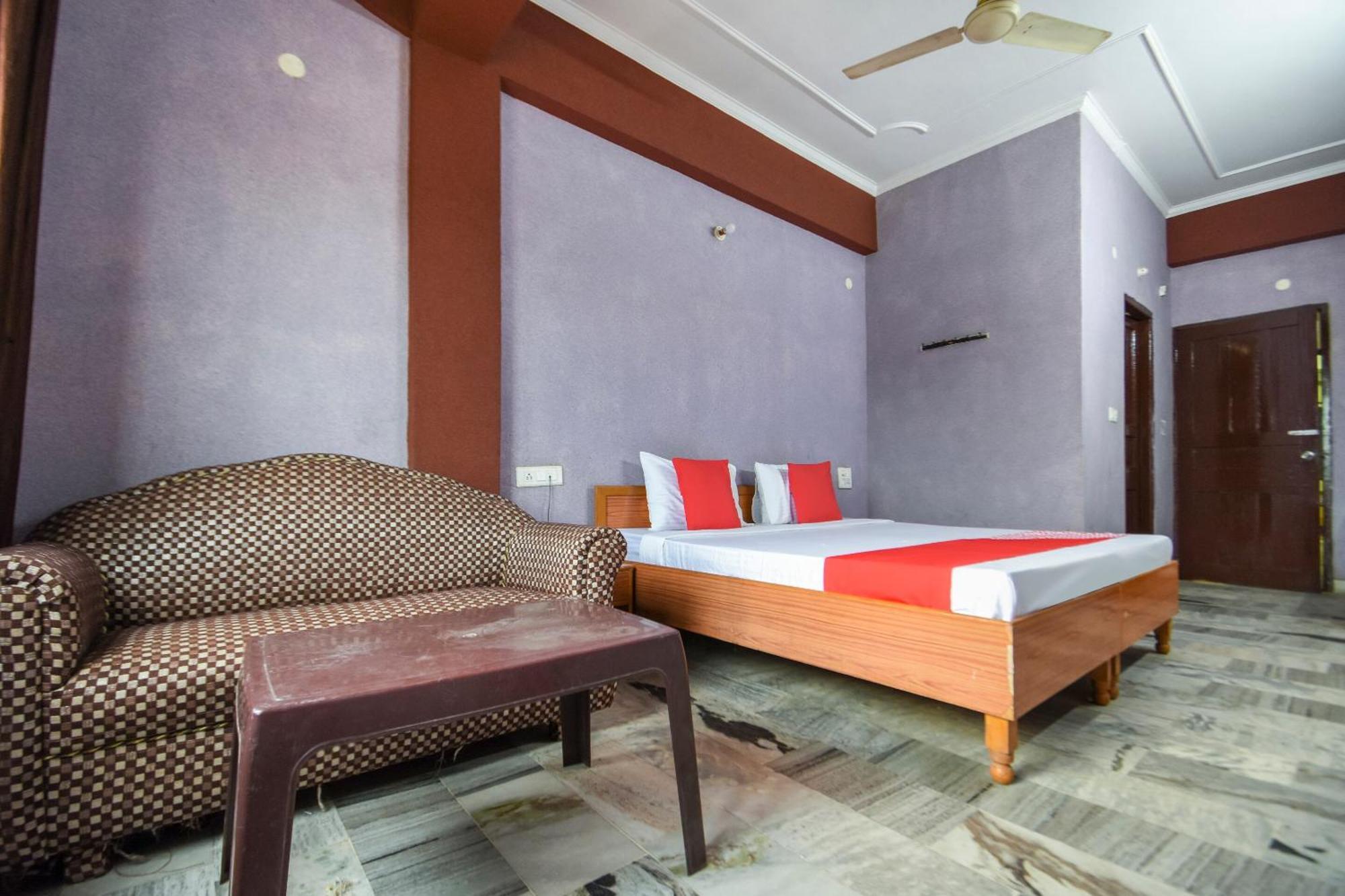 Oyo Flagship Vibes Hotel Nālāgarh Exteriör bild